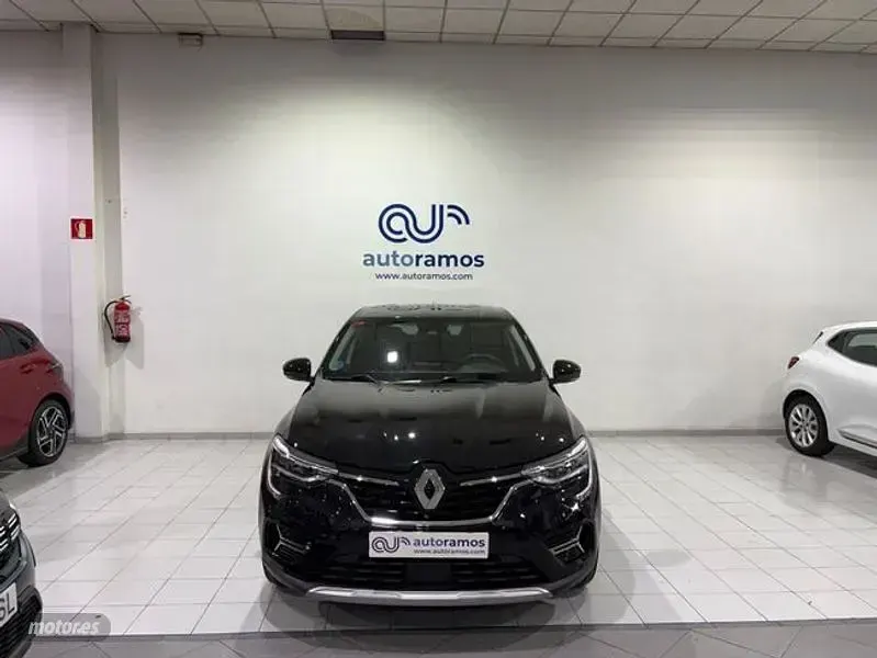 Usado Renault Arkana Zen 145 CV (106 kW) 2021 Negro SUV