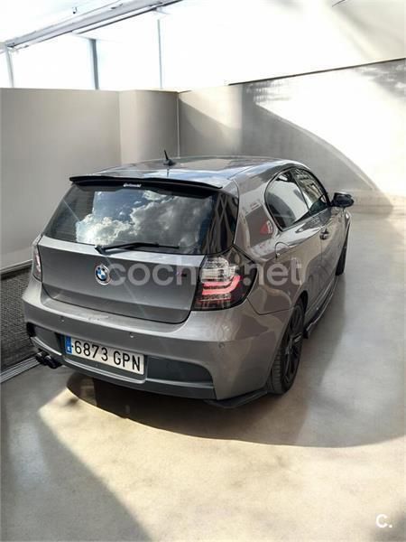 Gris / plata Usado 2009 BMW 118 Utilitario | 5500 € (Buen precio) - Imagen 1/4