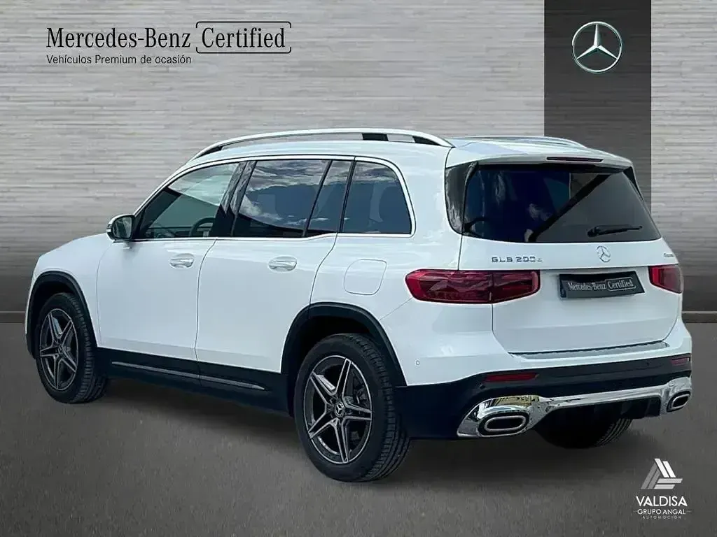 Usado Mercedes GLB200 150 CV (110 kW) 2024 Blanco polar SUV