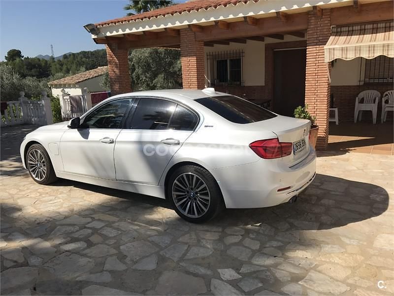 Usado BMW 330e 252 CV (185 kW) 2016 Blanco Berlina