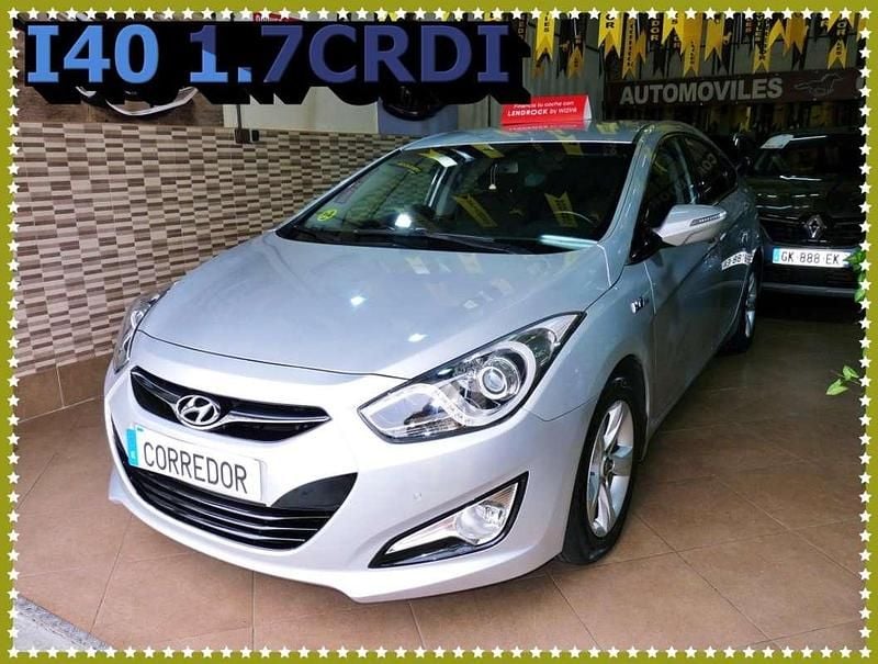 Usado Hyundai i40 116 CV (85 kW) 2014 Gris Berlina