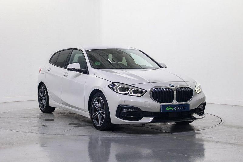 Usado BMW 120 190 CV (139 kW) 2022 Blanco Utilitario