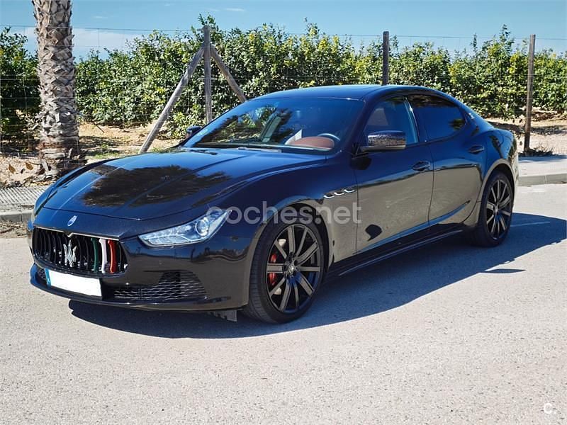 Usado Maserati Ghibli 275 CV (202 kW) 2014 Azul Berlina