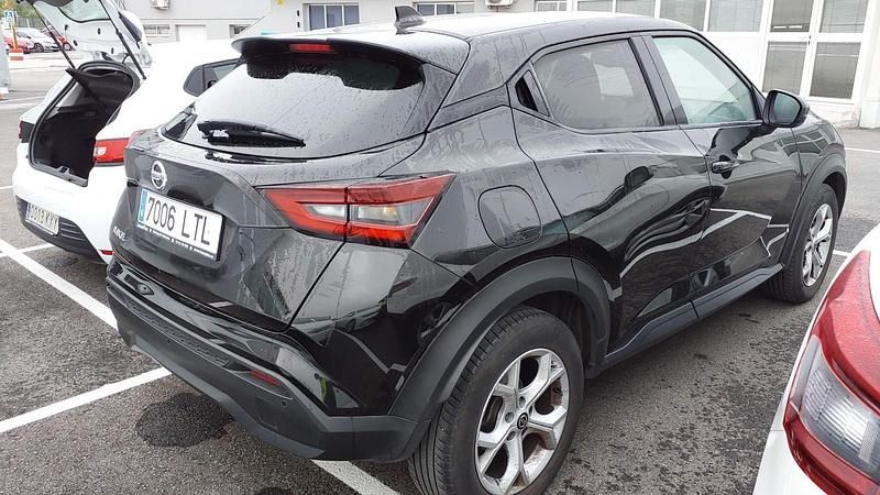 Usado Nissan Juke N-Connecta 114 CV (83 kW) 2021 Negro SUV