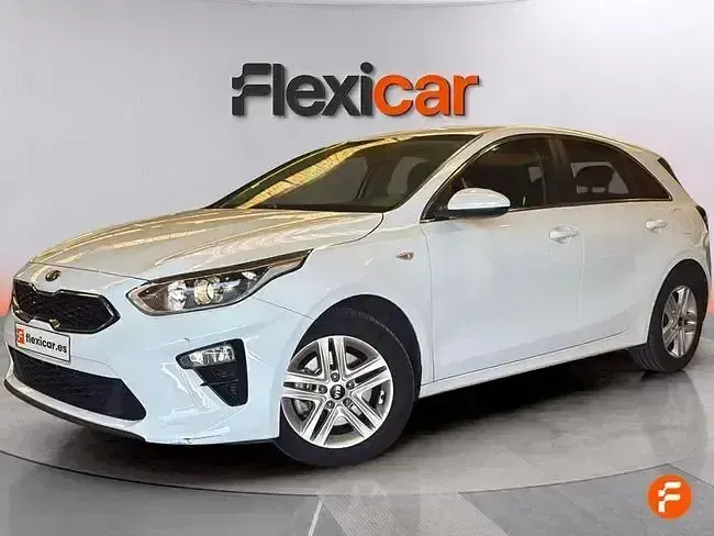 Usado Kia Ceed 100 CV (73 kW) 2020 Blanco Utilitario