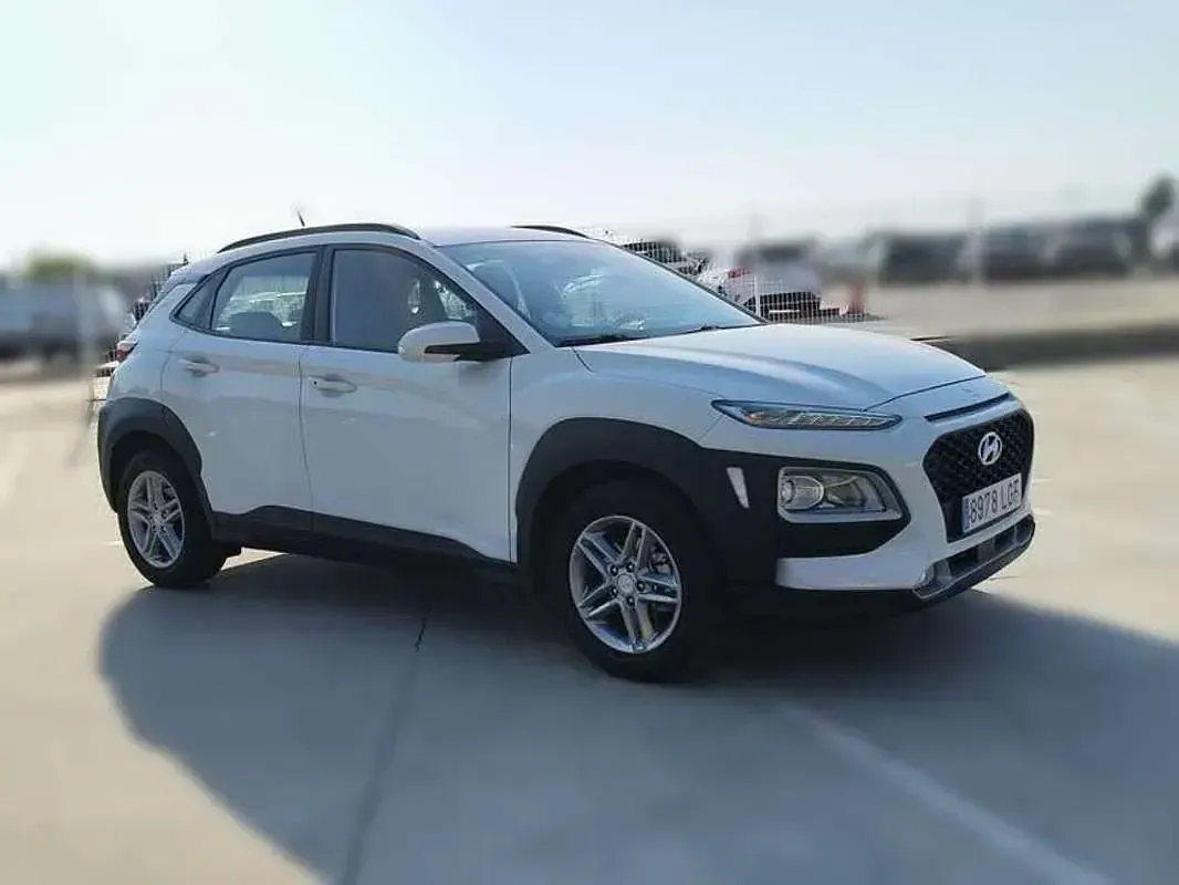 Usado Hyundai Kona 120 CV (88 kW) 2020 Blanco SUV