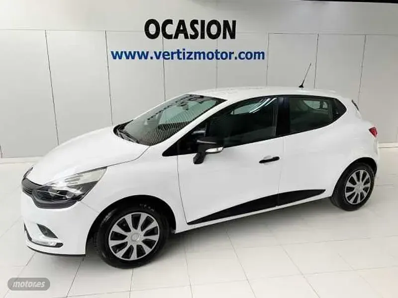 Usado Renault Clio Business 75 CV (55 kW) 2019 Blanco