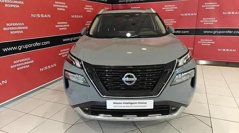 Usado Nissan X-Trail Tekna 213 CV (156 kW) 2025 Gris SUV