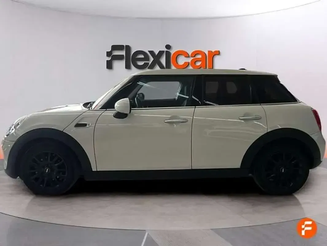 Usado Mini Cooper 95 CV (69 kW) 2018 Beige Utilitario