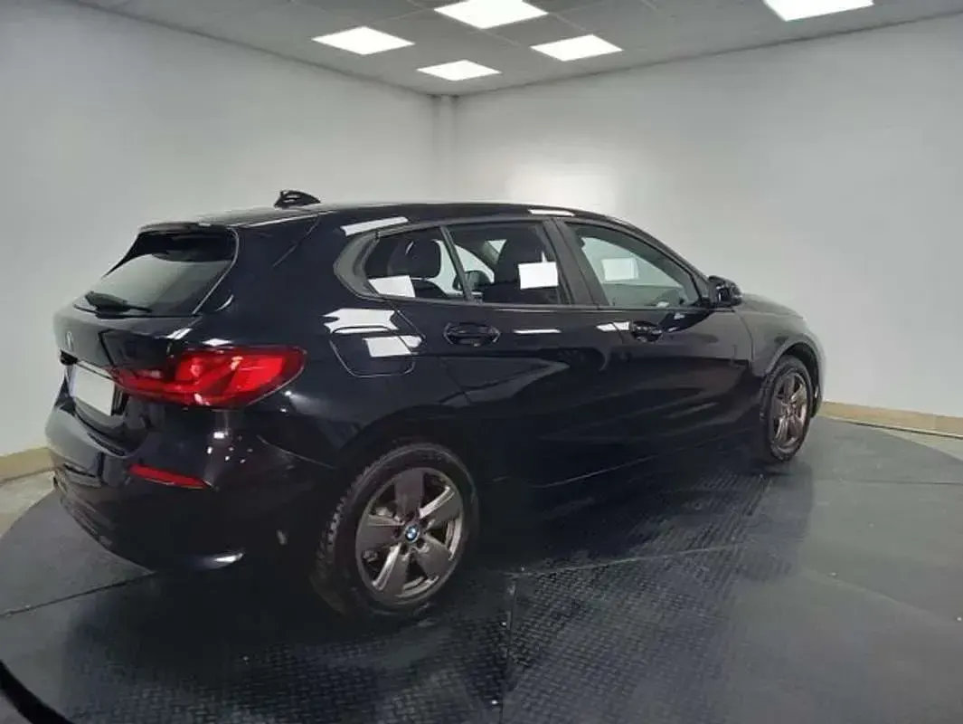 Usado BMW 116 Advantage 117 CV (86 kW) 2020 Negro Utilitario