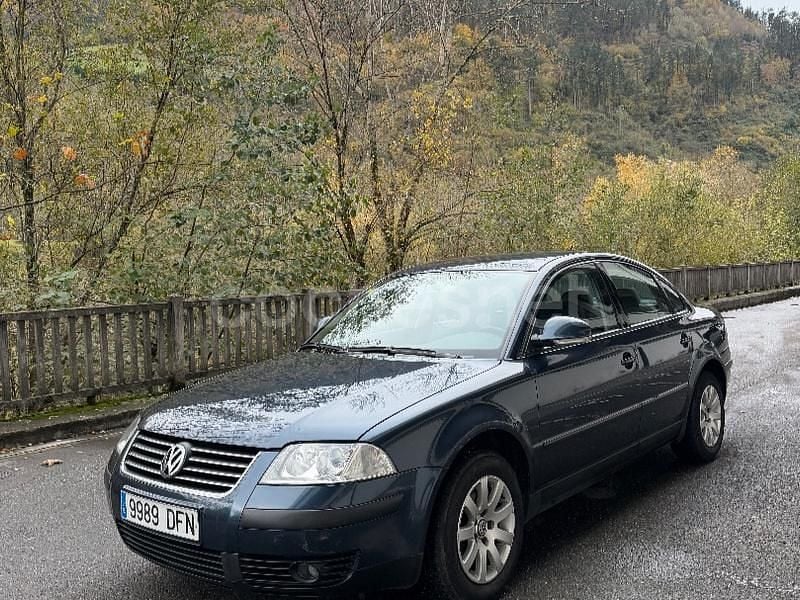 Azul Usado 2005 VW Passat Edition Berlina | 4490 € (Buen precio) - Imagen 1/4