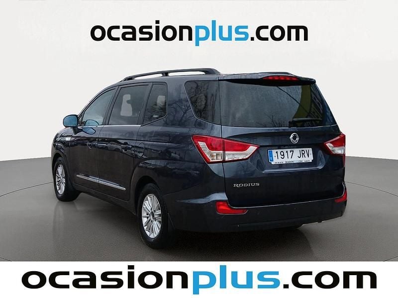 Usado SsangYong Rodius 178 CV (130 kW) 2016 Gris Monovolumen