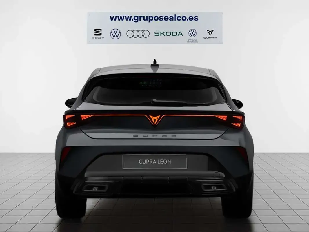 Nuevo Cupra Leon 150 CV (110 kW) 2026 Gris Utilitario