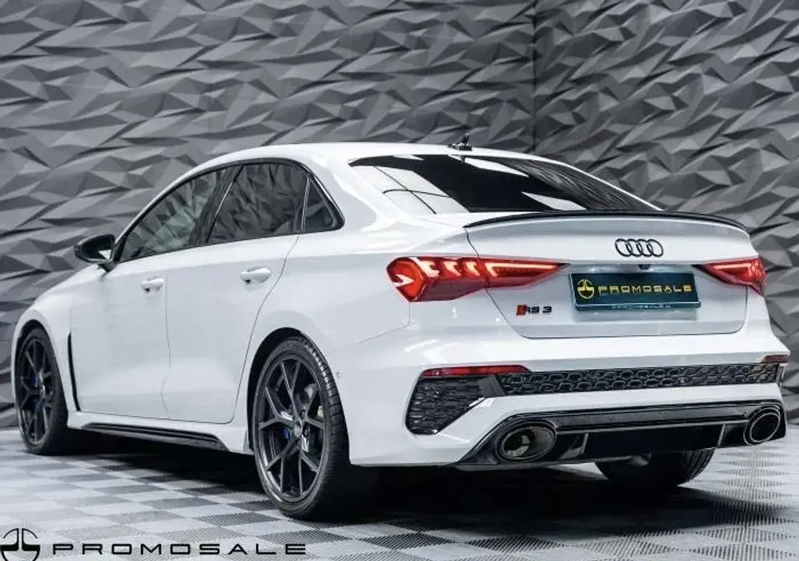Usado Audi RS3 Premium 400 CV (294 kW) 2022 Blanco Berlina