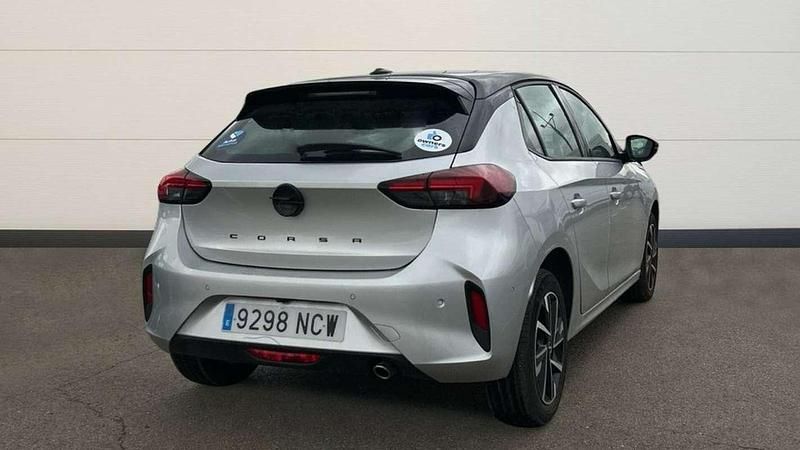 Usado Opel Corsa S 101 CV (74 kW) 2025 Plateado Utilitario