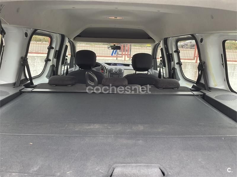 Usado Dacia Dokker 90 CV (66 kW) 2015 Blanco Monovolumen