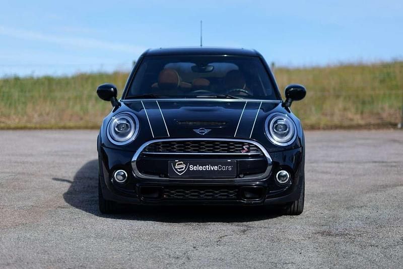 Usado Mini Cooper S 192 CV (141 kW) 2021 Negro Utilitario