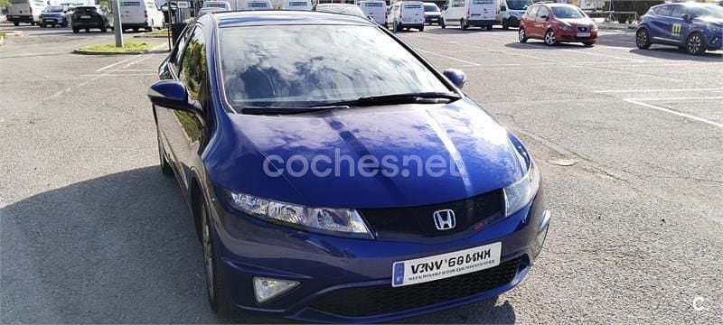 Usado Honda Civic Executive 140 CV (102 kW) 2010 Azul Berlina