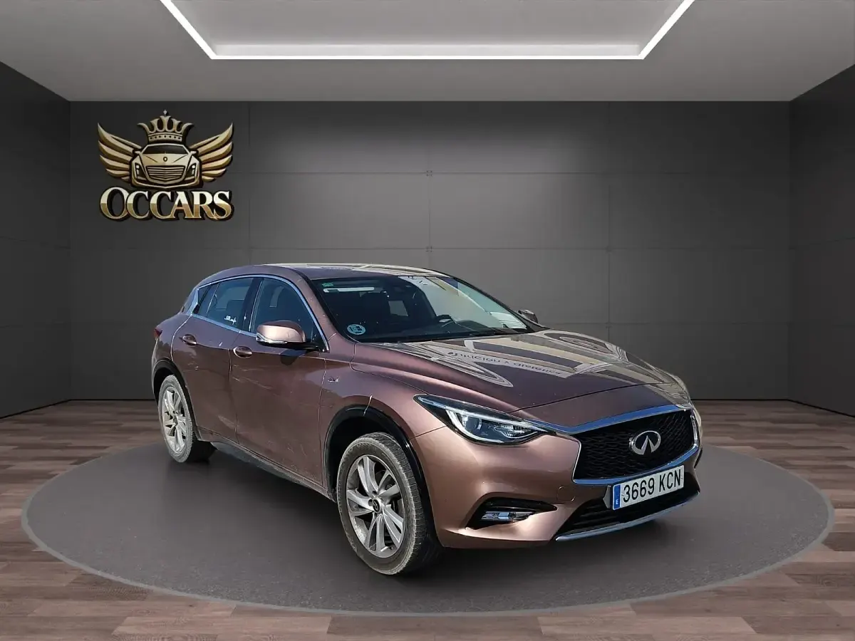 Usado Infiniti Q30 170 CV (125 kW) 2017 Beige