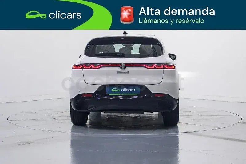 Usado Alfa Romeo Tonale Sprint 160 CV (117 kW) 2025 Blanco SUV