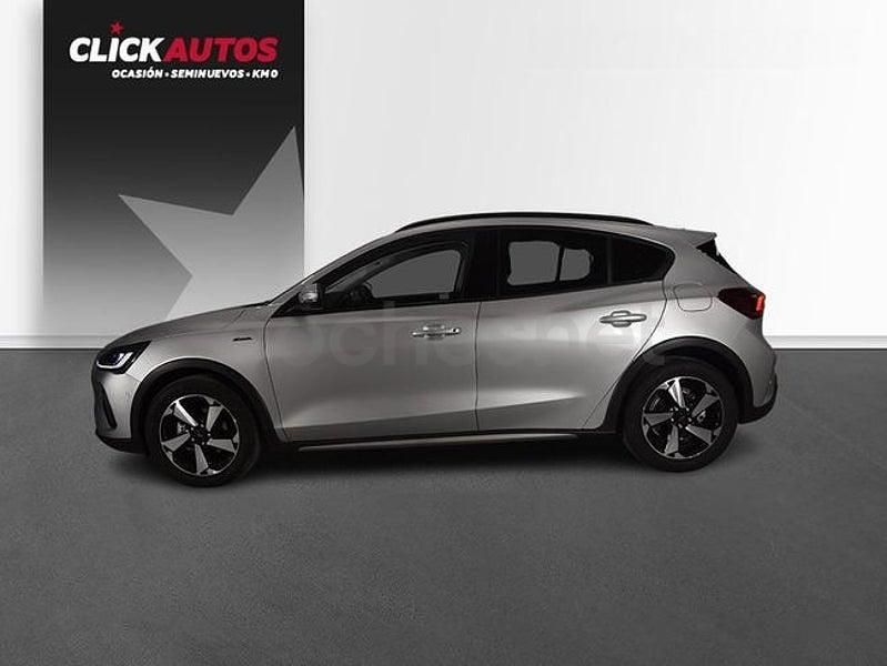 Usado Ford Focus Active 155 CV (114 kW) 2024 Gris / plata Berlina