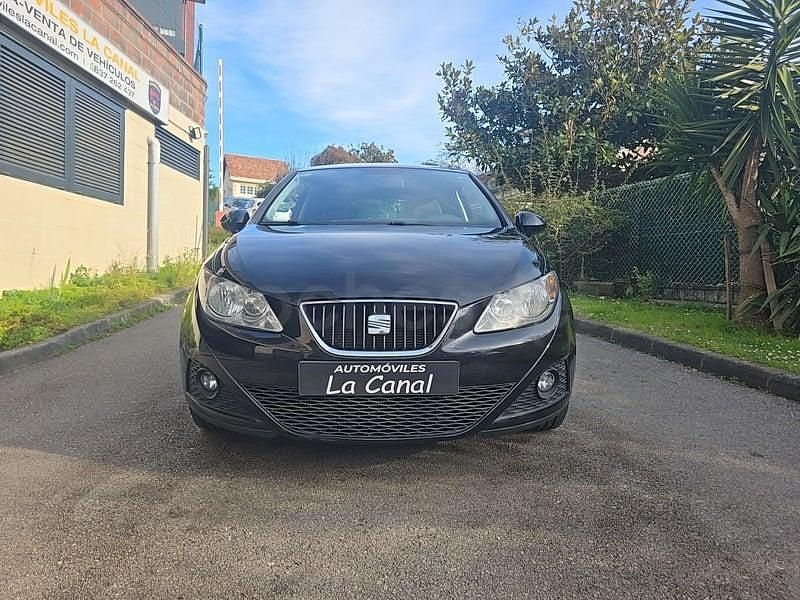 Usado Seat Ibiza SC 90 CV (66 kW) 2010 Negro Utilitario