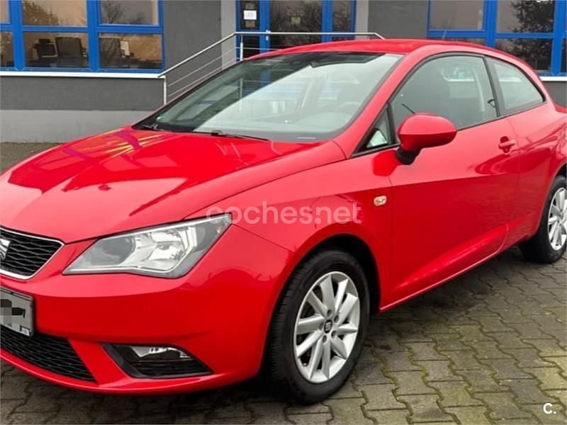 Rojo Usado 2015 Seat Ibiza Reference Berlina | 6500 € (Buen precio) - Imagen 1/4
