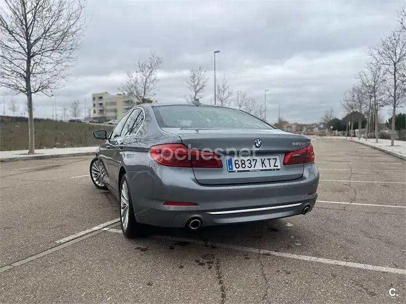Usado BMW 520 190 CV (139 kW) 2019 Gris / plata Berlina