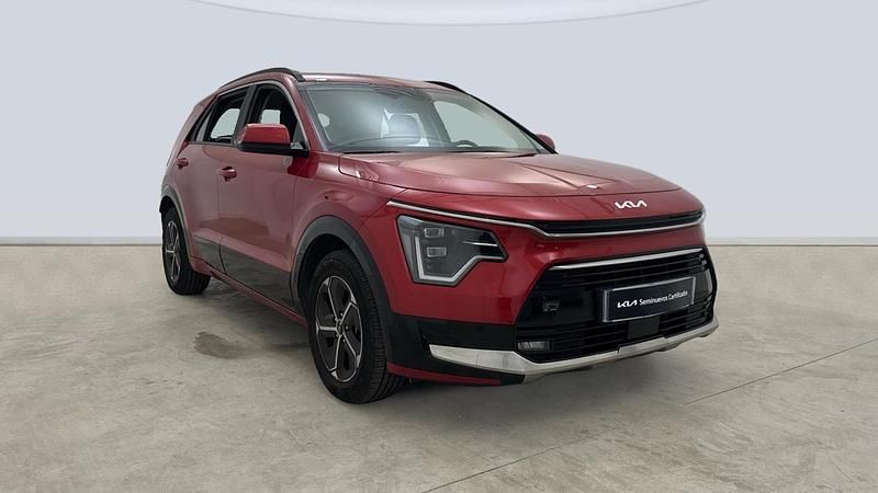 Usado Kia Niro 141 CV (103 kW) 2024 Blanco SUV
