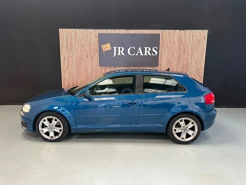 Usado Audi A3 Ambition 140 CV (102 kW) 2009 Azul Utilitario
