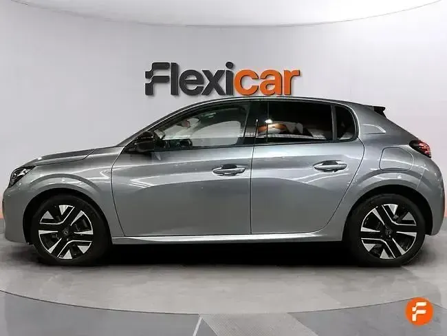 Usado Peugeot 208 Allure 100 CV (73 kW) 2025 Gris Utilitario