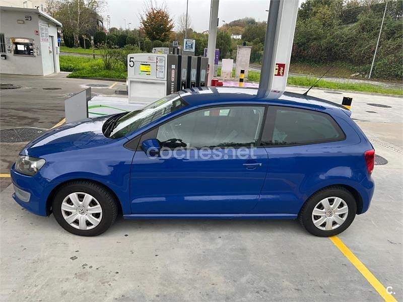 Usado VW Polo Sport 70 CV (51 kW) 2010 Azul Utilitario