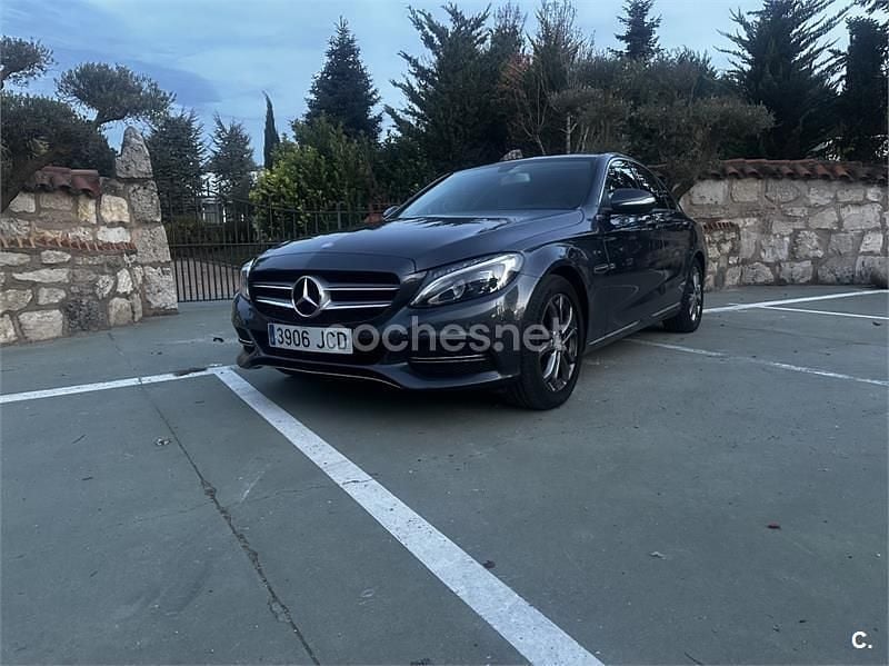 Usado Mercedes C220 Avantgarde 170 CV (125 kW) 2015 Negro Berlina