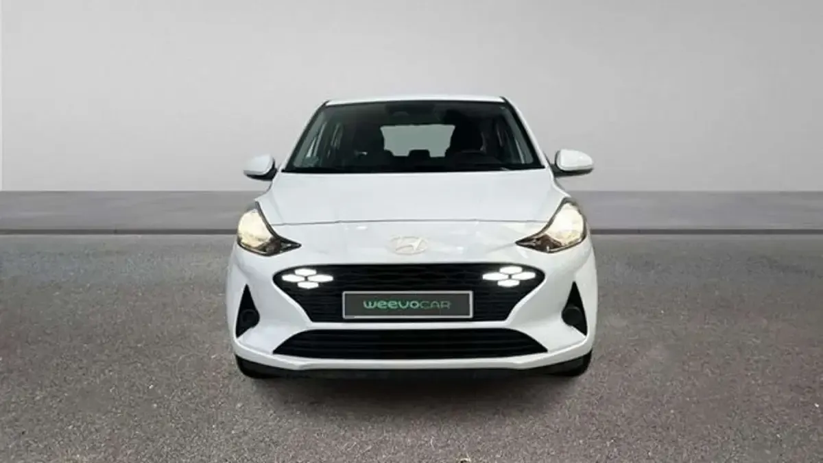 Usado Hyundai i10 67 CV (49 kW) 2024 Blanco Utilitario