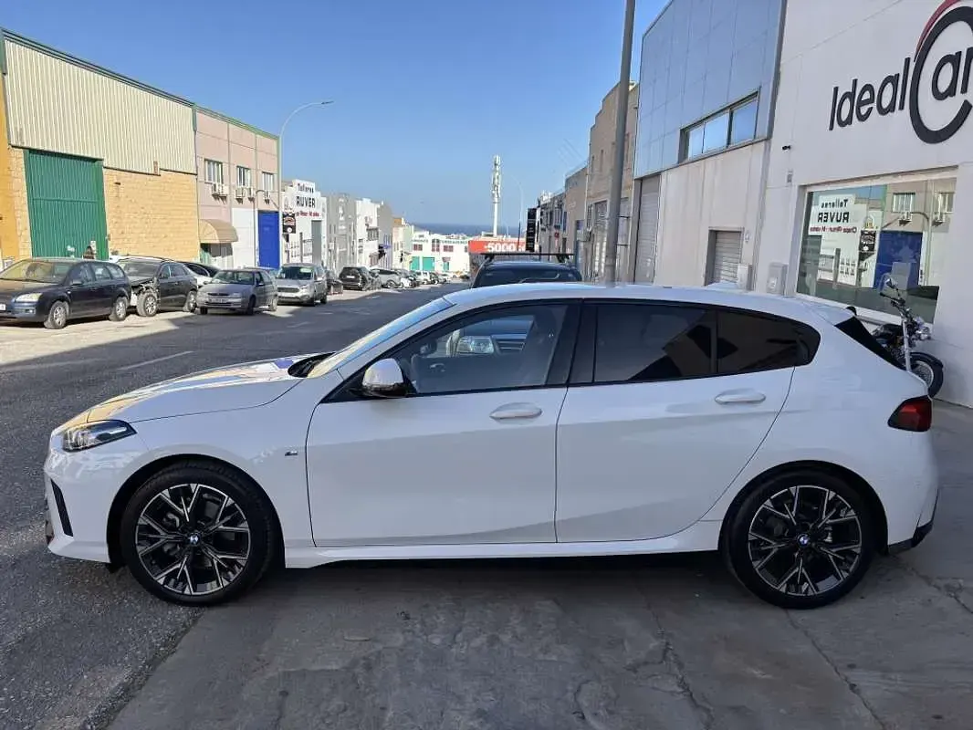 Usado BMW 120 M Sport 163 CV (119 kW) 2025 Blanco Utilitario