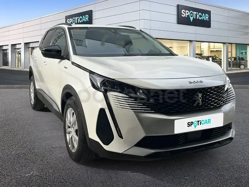 Usado Peugeot 3008 Style 130 CV (95 kW) 2021 Blanco SUV