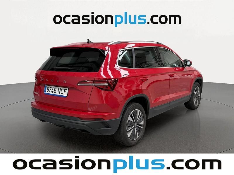 Usado Skoda Karoq Selection 116 CV (85 kW) 2025 Rojo SUV