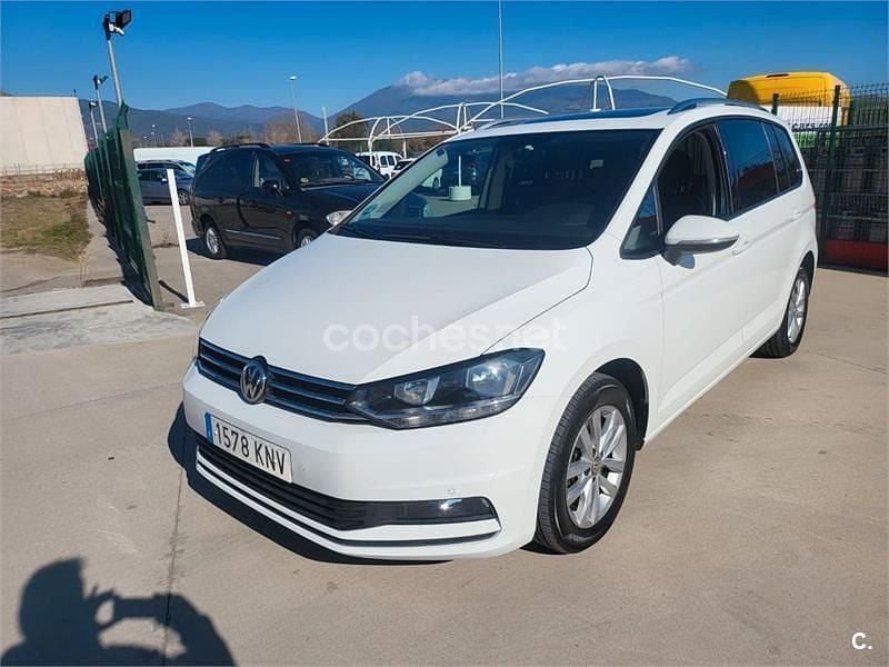 Blanco Usado 2018 VW Touran Advance Monovolumen | 19.490 € (Precio justo) - Imagen 1/1