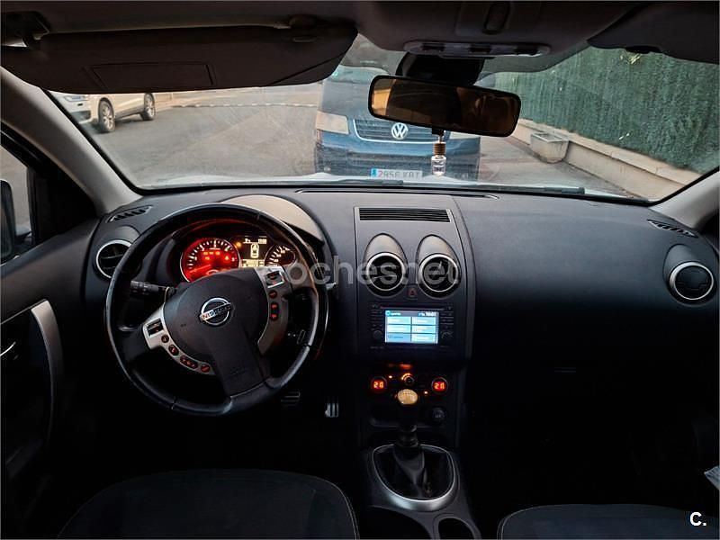 Usado Nissan Qashqai +2 Tekna 110 CV (80 kW) 2011 Blanco SUV