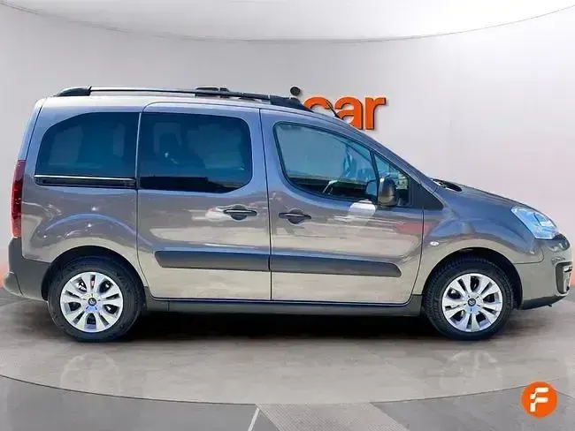 Usado Citroën Berlingo 120 CV (88 kW) 2018 Marrón Monovolumen
