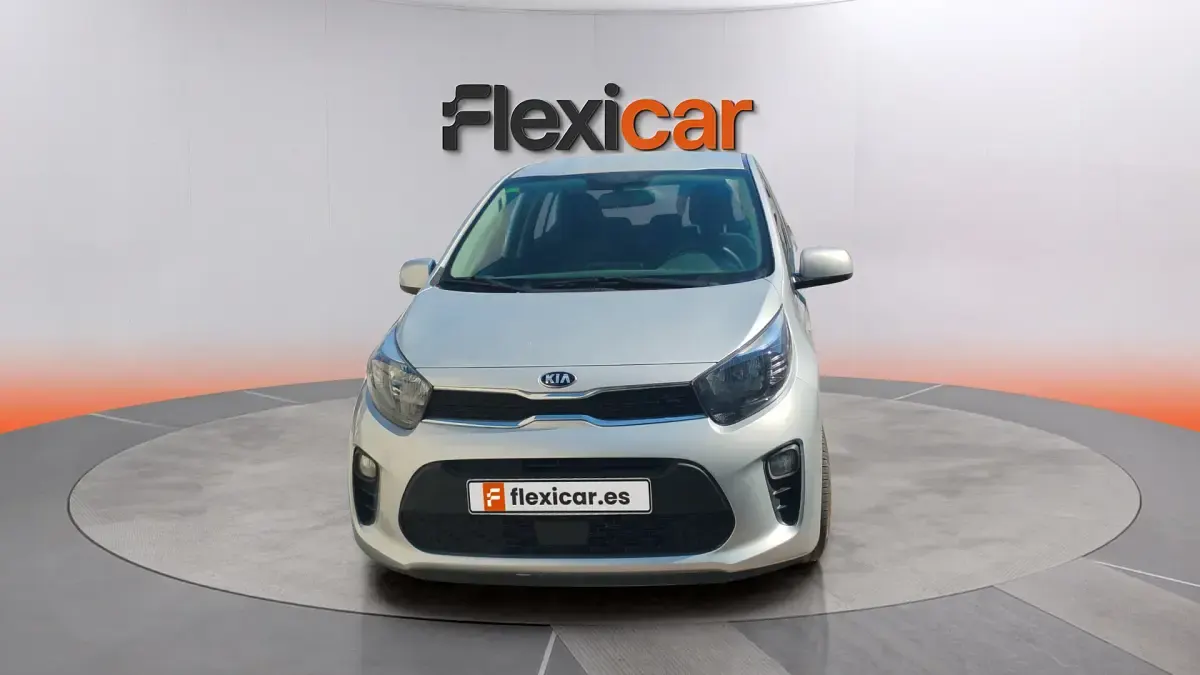 Usado Kia Picanto 67 CV (49 kW) 2021 Gris Utilitario