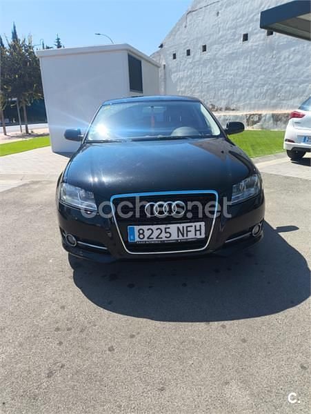 Usado Audi A3 Attraction 140 CV (102 kW) 2012 Negro Utilitario
