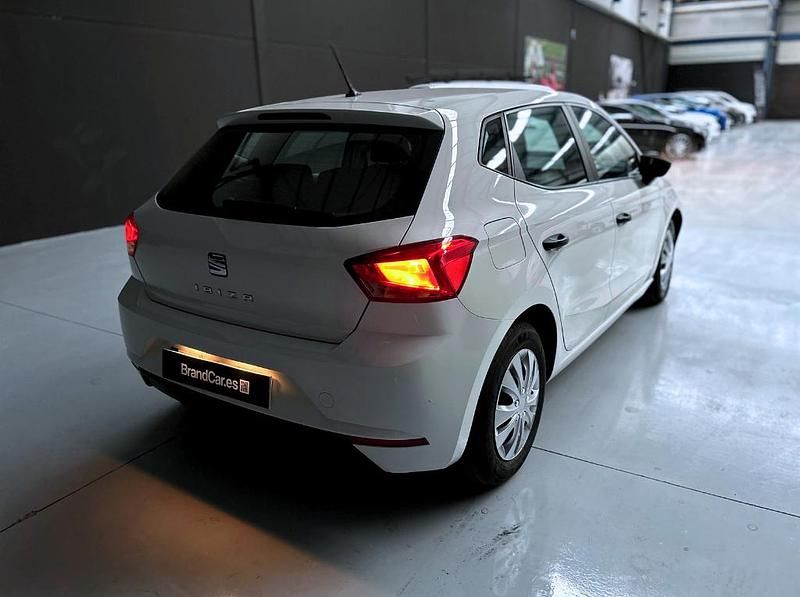 Usado Seat Ibiza Reference 95 CV (69 kW) 2020 Blanco Utilitario