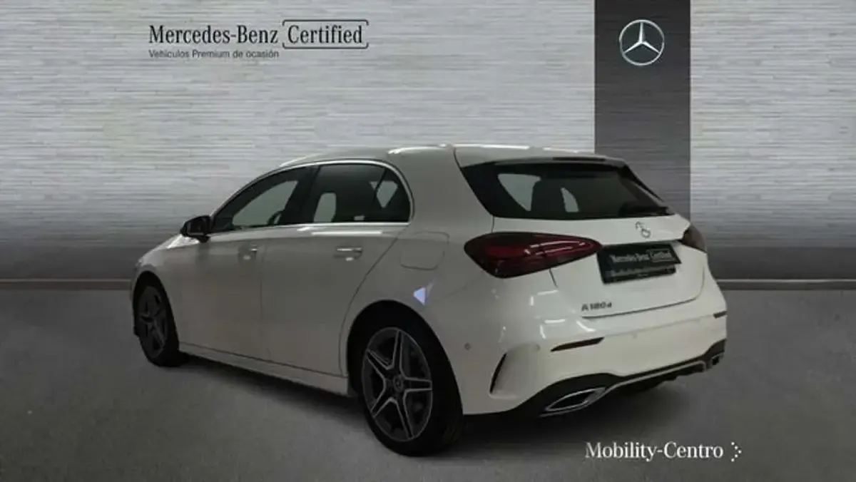 Usado Mercedes A180 109 CV (80 kW) 2024 Blanco Utilitario