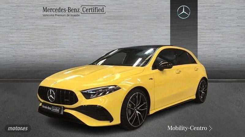 Amarillo Usado 2024 Mercedes A35 AMG AMG Berlina | 55.900 € - Imagen 1/4