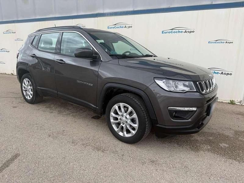 Usado Jeep Compass Longitude 131 CV (96 kW) 2021 Gris SUV