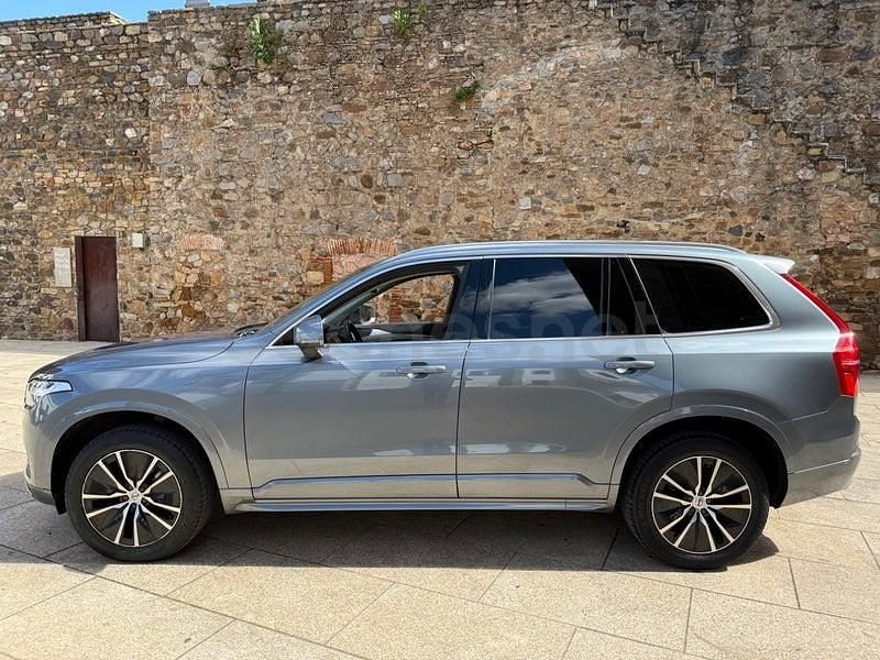 Usado Volvo XC90 Momentum 235 CV (172 kW) 2020 Gris / plata SUV