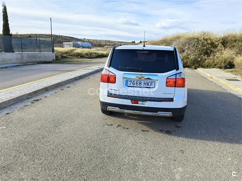 Usado Chevrolet Orlando LT 130 CV (95 kW) 2012 Blanco Monovolumen