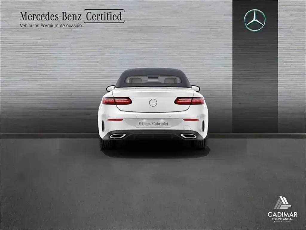 Usado Mercedes E350 299 CV (219 kW) 2022 Manufaktur blanco opalita brig Descapotable