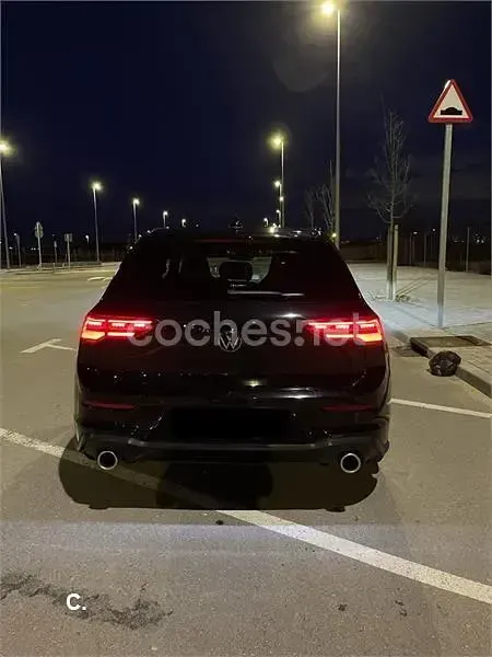Usado VW Golf VIII GTI 245 CV (180 kW) 2021 Negro Berlina
